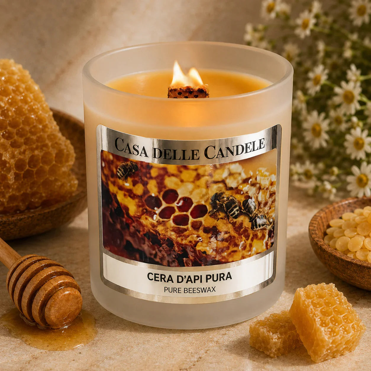 candela in cera d'api stoppino di legno con miele naturale